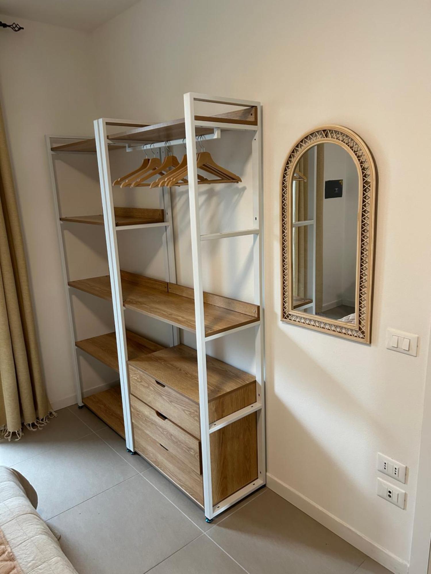 Sunset Apartment *