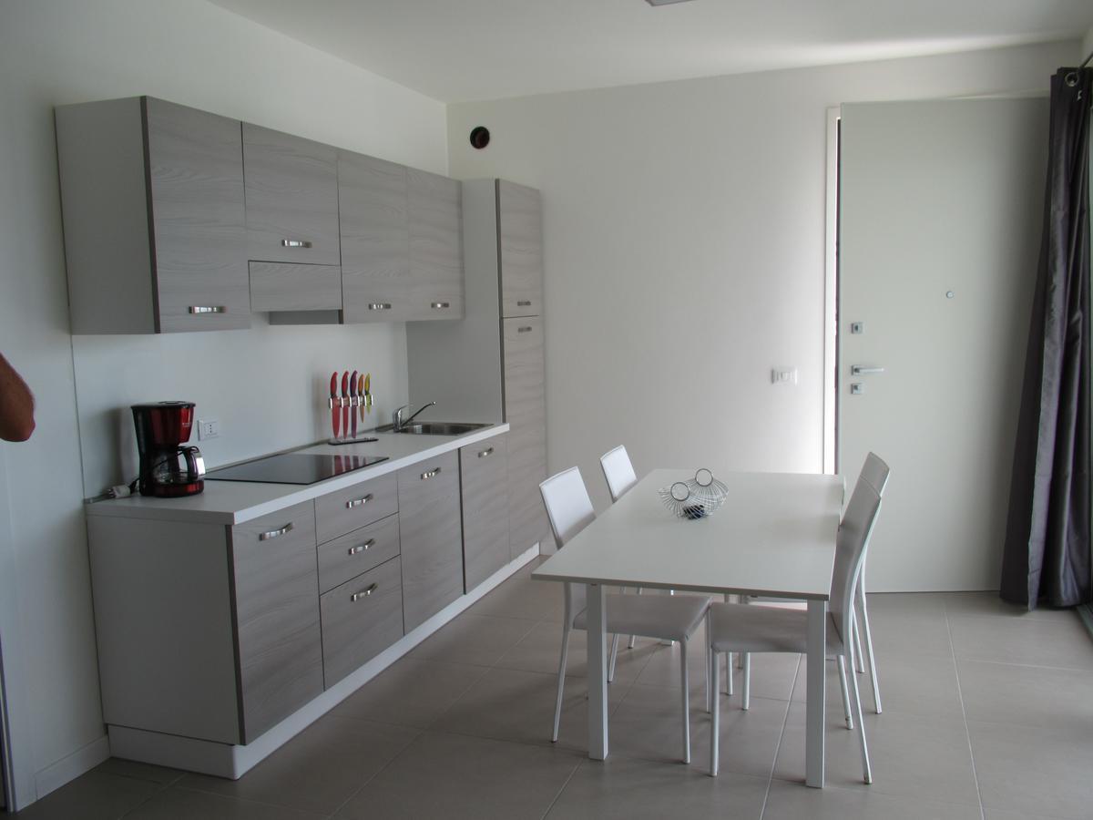 Sunset Apartment *